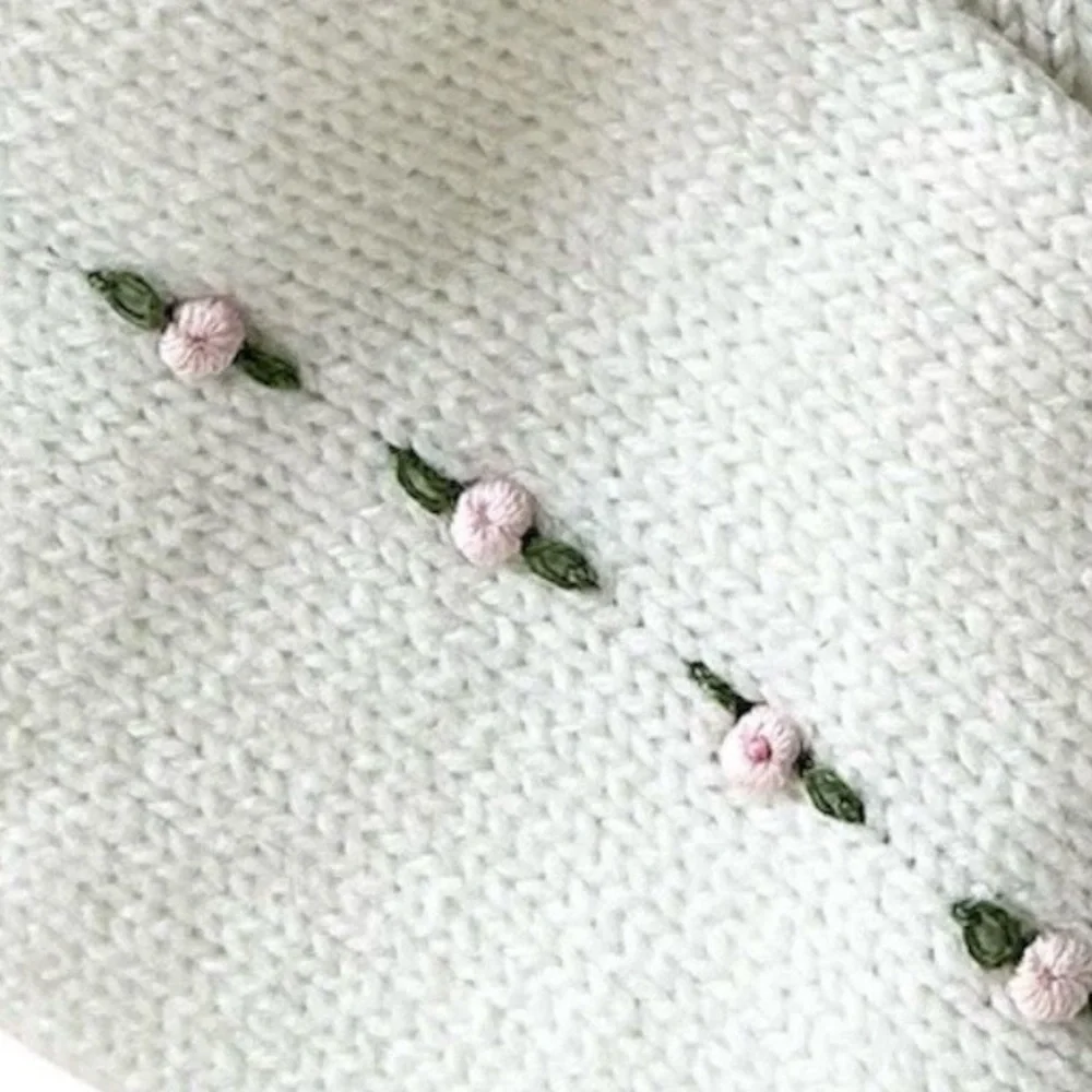 Vintage Pink Rose Buds Ivory Embroidery Rosettes Flowers 60s Knit Gloves Size M